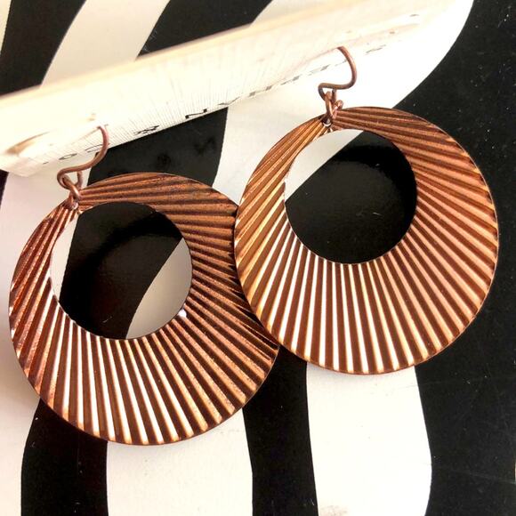 4 for $20 Stephan & Co. Purple Earrings - Picture 4 of 4